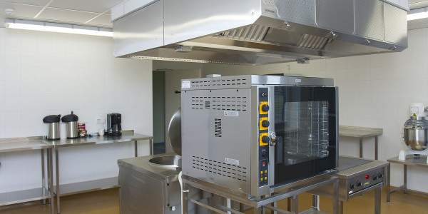 Limpiezas de Conductos de Extracción y Ventilación Tivissa · Cocina de Hospitales